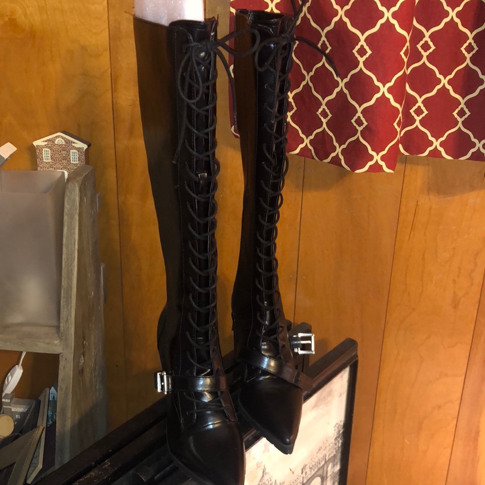 NWOT Charles by Charles and David Boots